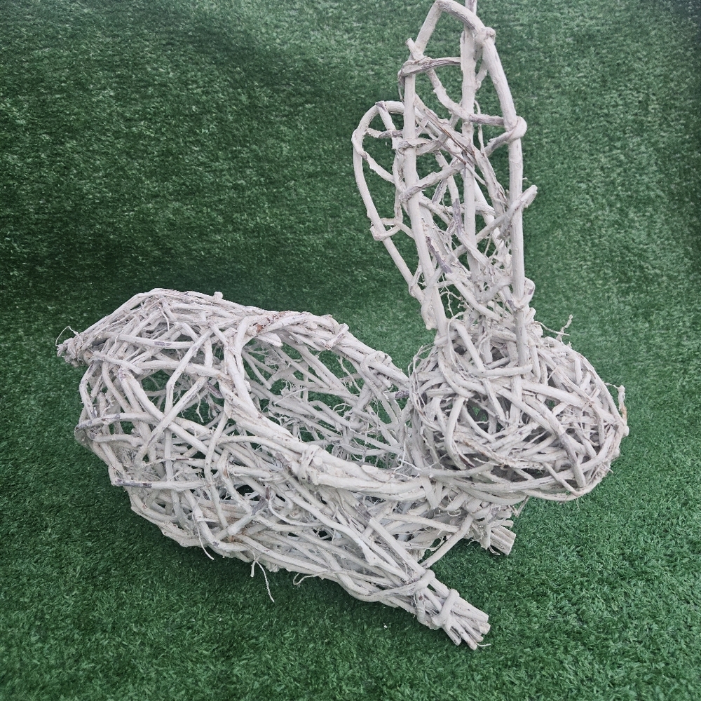 Vintage Wicker White Rattan Woven Bunny Basket Planter Farmhouse Easter